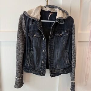 Free people size medium Black denim jacket with grey hoodie lining #denimjacket